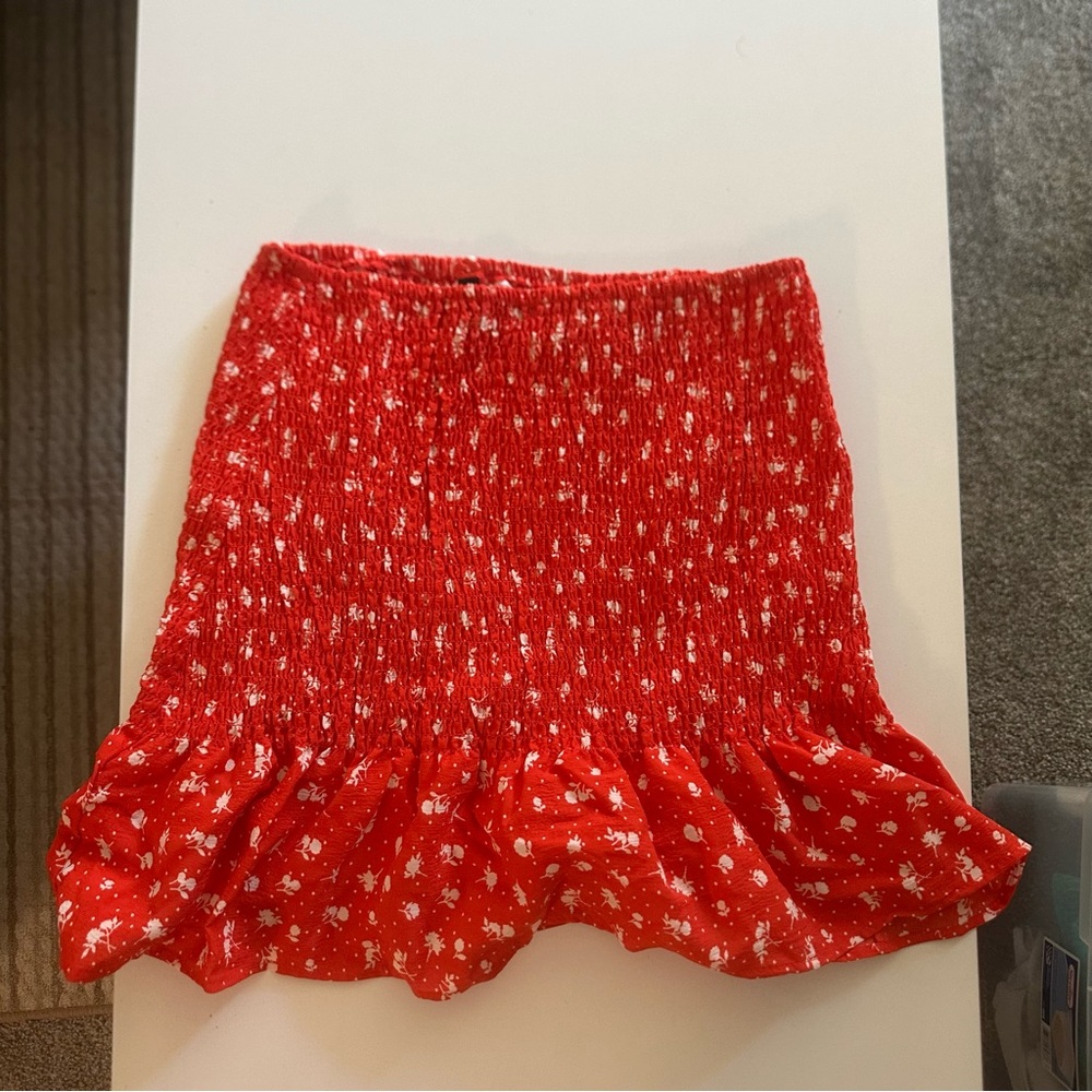 H&M Red Floral Mini Skirt